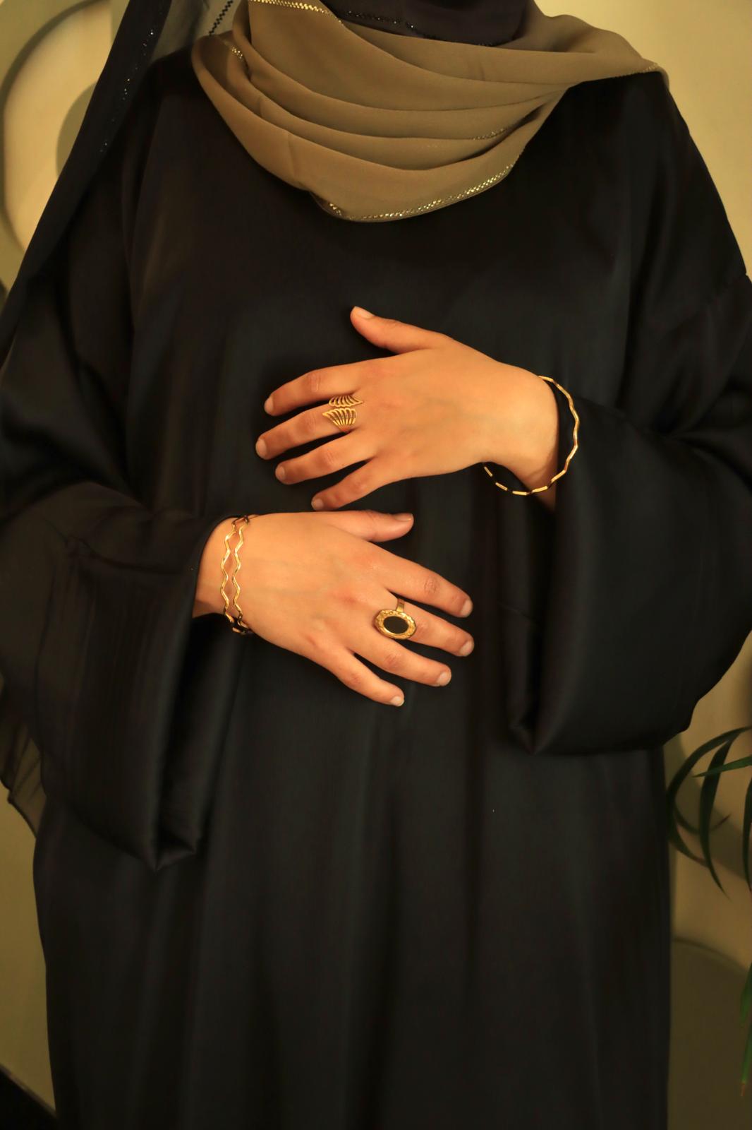 Abaya Lujayn — Noir